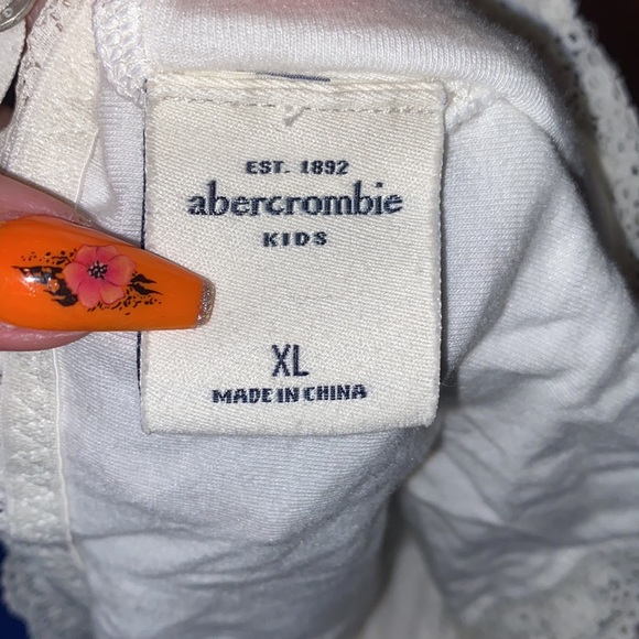 NWOT~ABERCROMBIE KIDS LACE BRALETTE ~ GIRLS XL - Picture 3 of 5